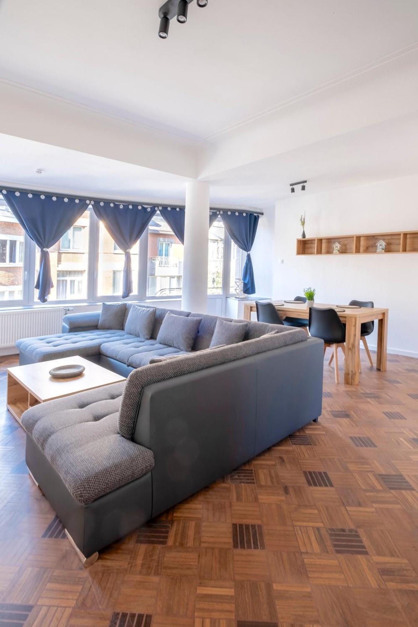 Nomad Apartments - Henin Шарлеруа Екстер'єр фото