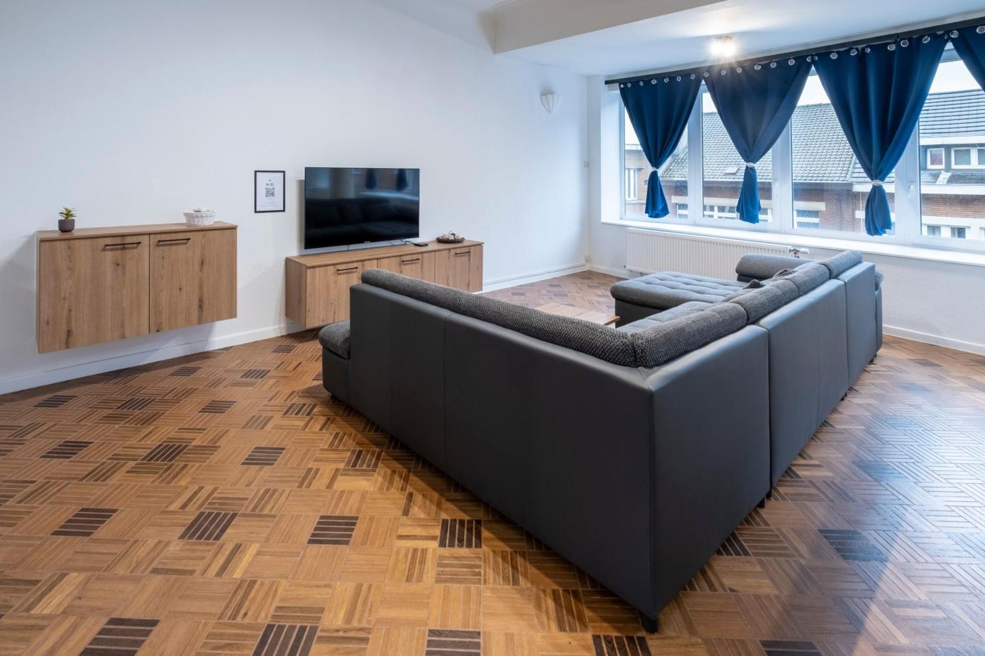 Nomad Apartments - Henin Шарлеруа Номер фото