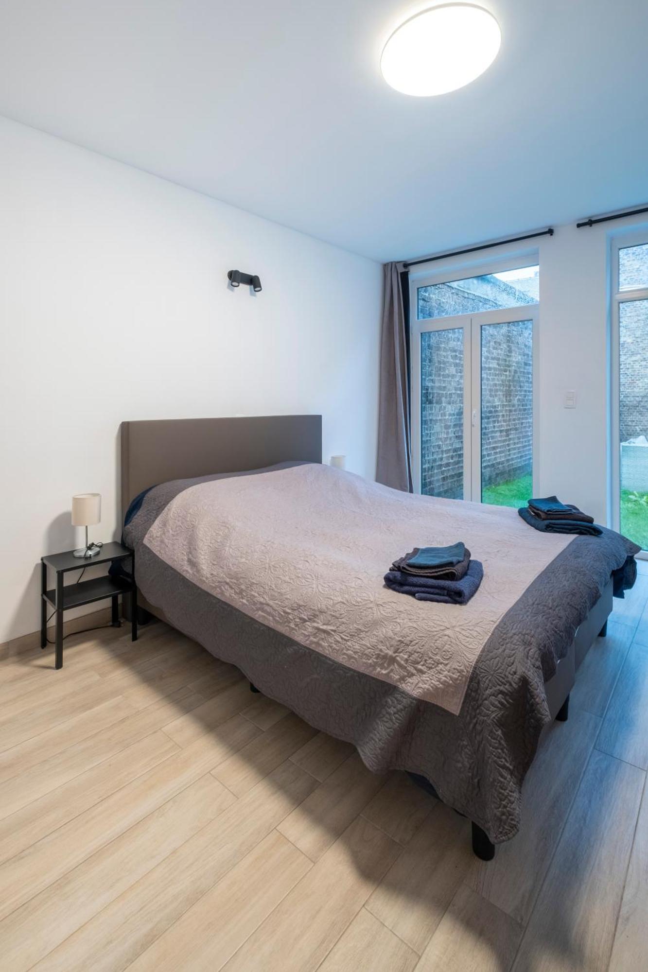 Nomad Apartments - Henin Шарлеруа Номер фото