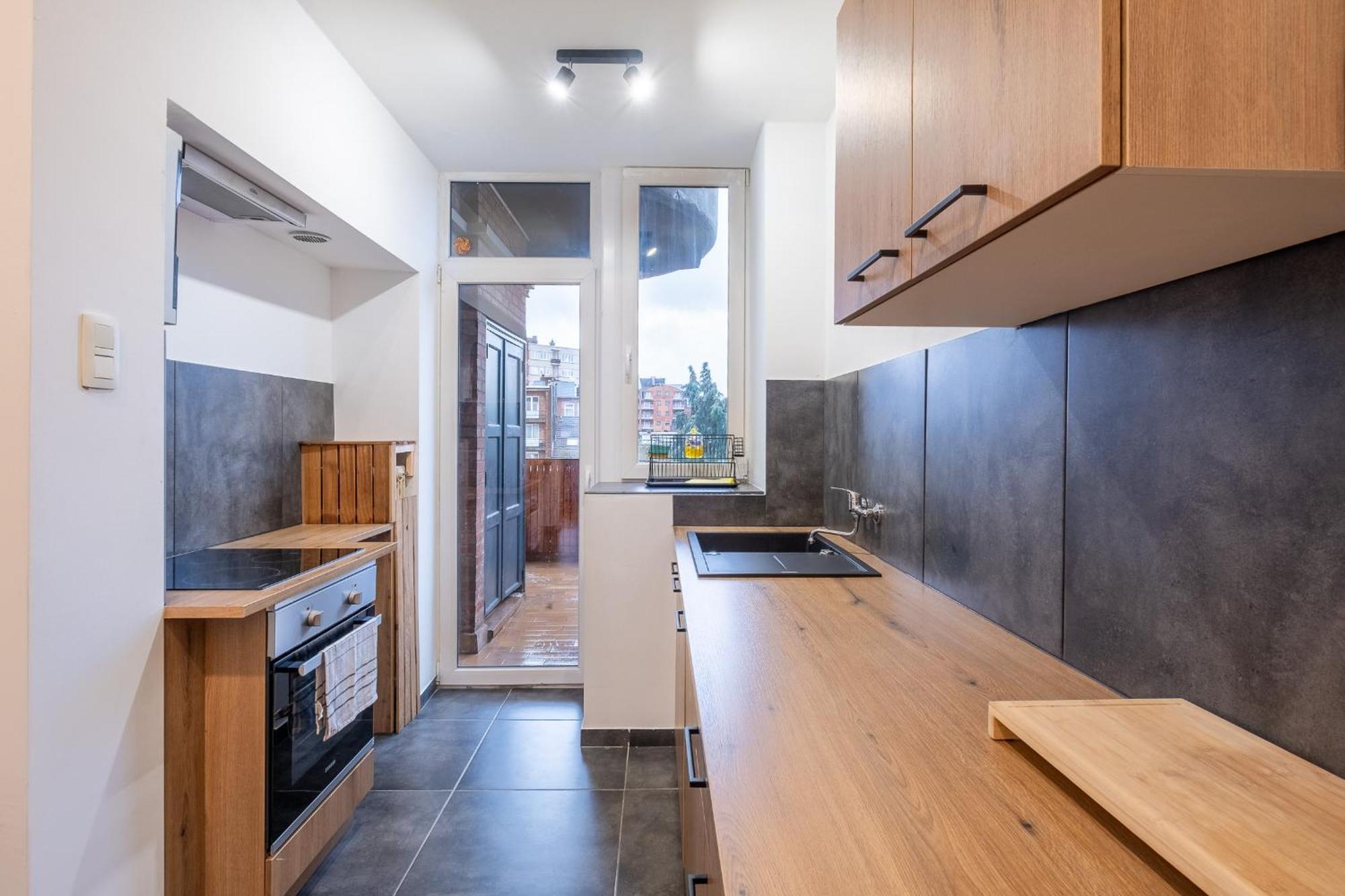 Nomad Apartments - Henin Шарлеруа Номер фото